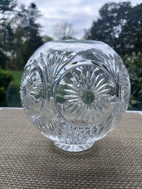 House of Waterford Ambassador Artisan 8" Crystal Vase